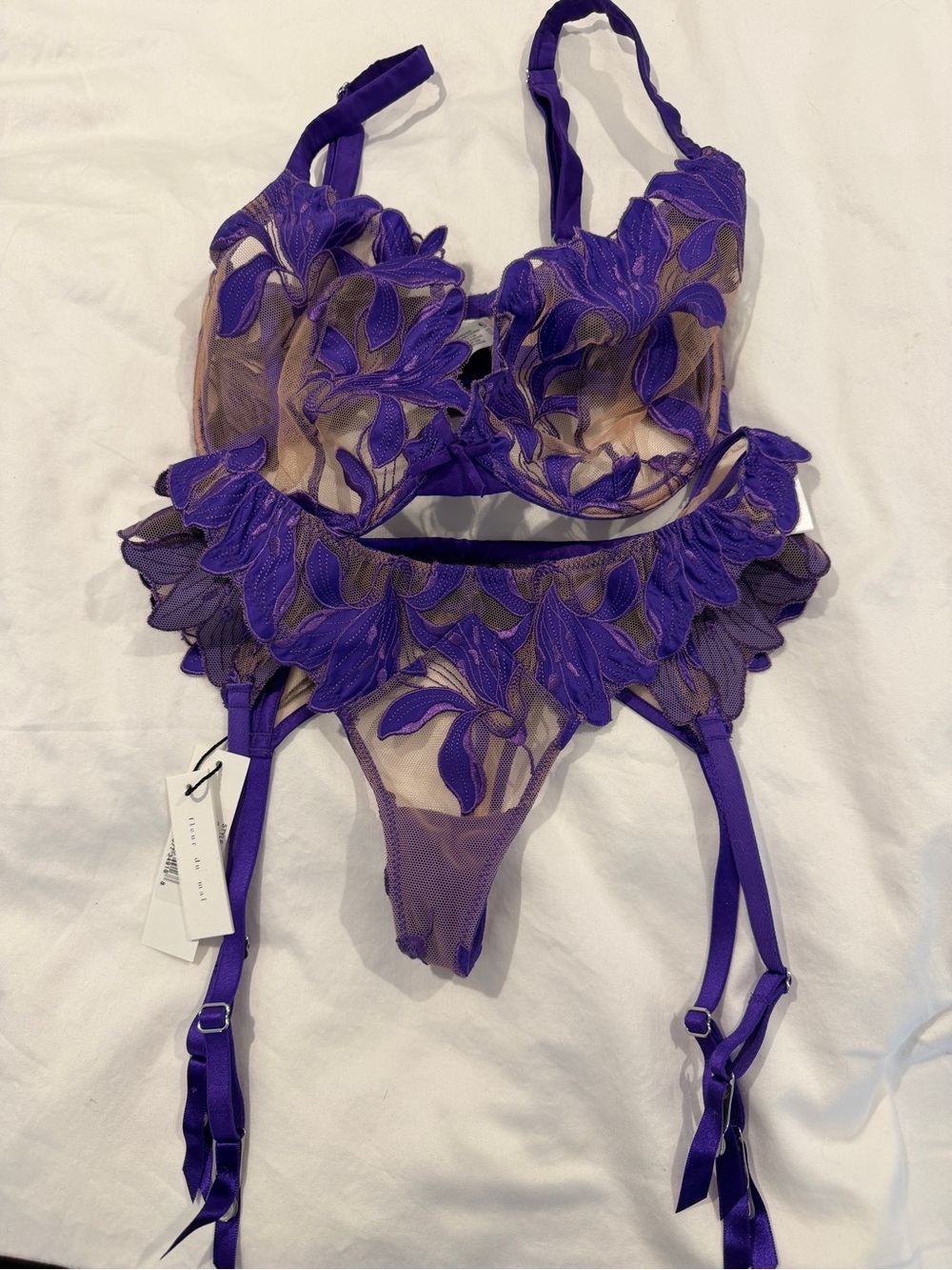 Fleur du mal Sheer Floral Embroidered Bra & Garter Set - Purple